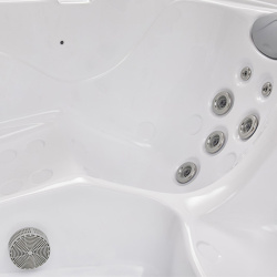 Гидромассажный спа-бассейн AquaVita 6002